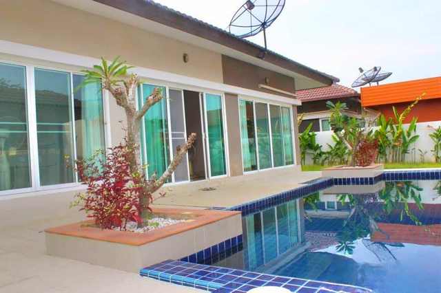 Pool for Sale Huay Yai 3 Beds-Panalee